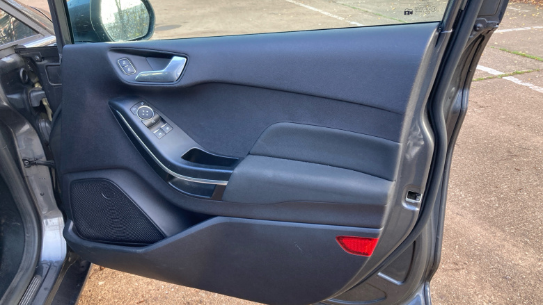 Ford Fiesta 1.0 EcoBoost 125 Titanium 5dr Petrol Hatchback